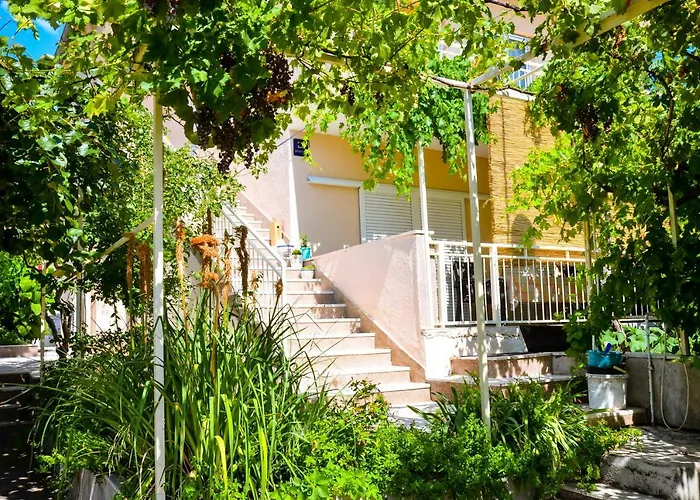 Apartment Andoria *