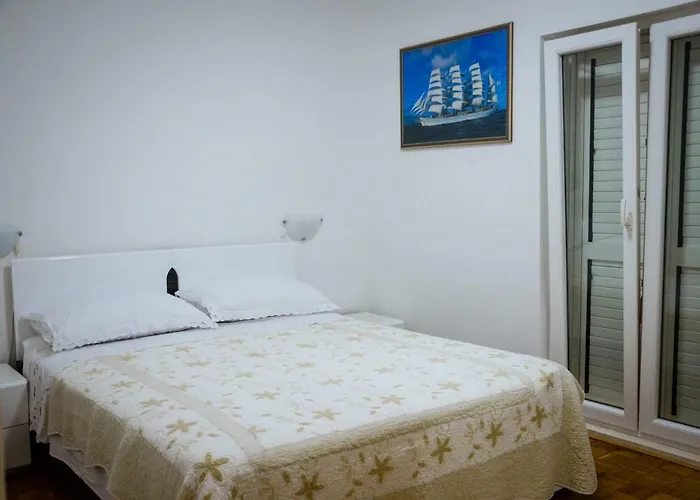 Andoria Trogir