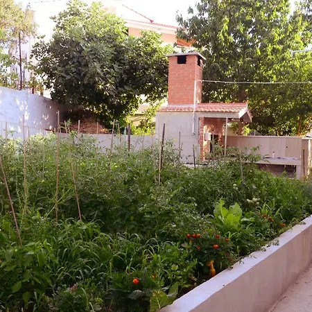 Apartment Andoria *